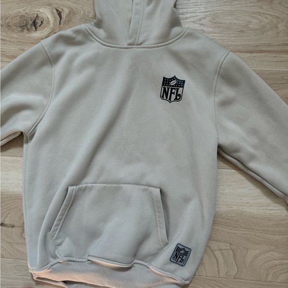 Little Boys NFL hoodie size Medium - Picture 3 of 4